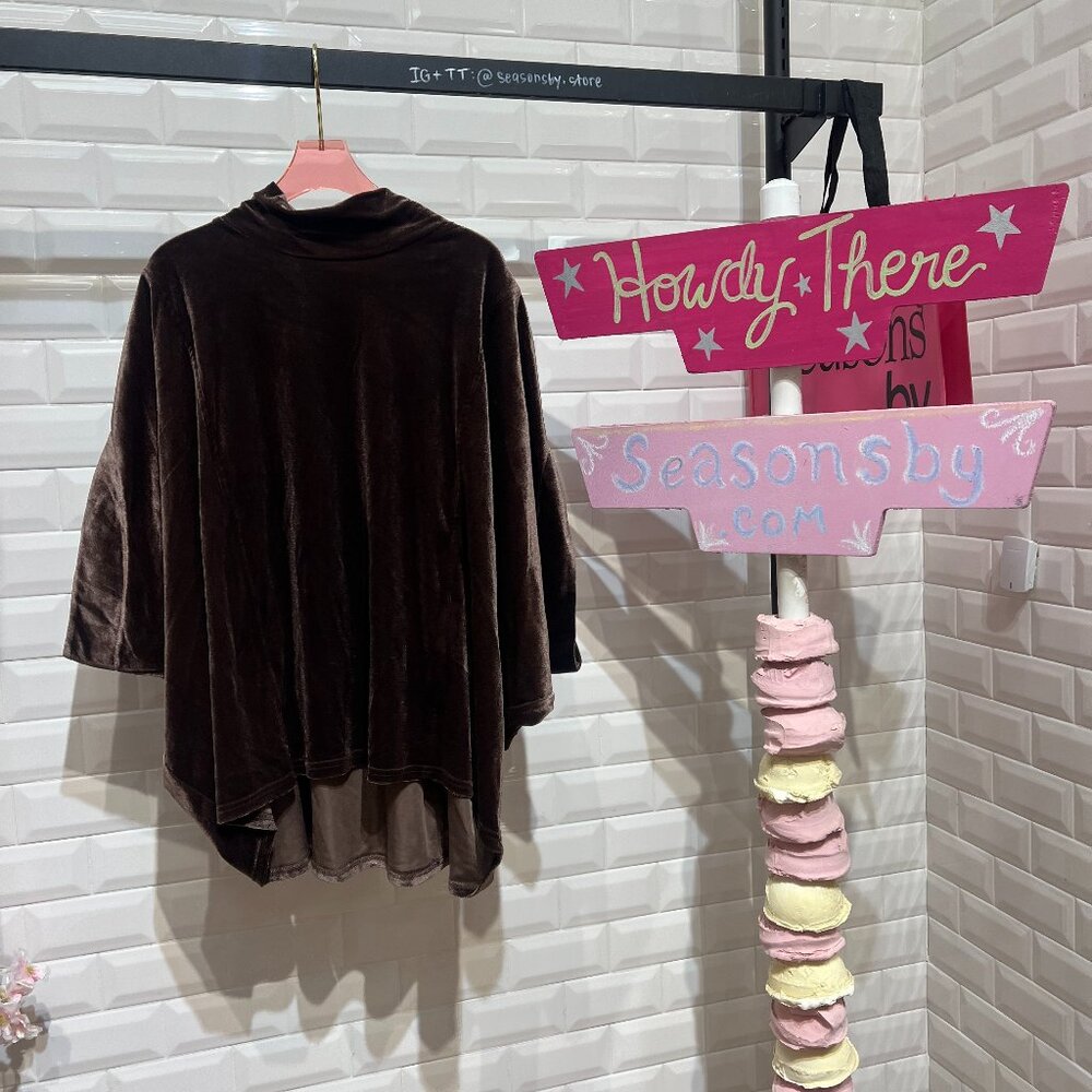 Velvet Mock Neck Sleeveless Top - WK1106